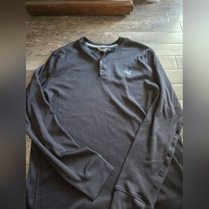 Under Armour Men’s Black Long-Sleeve Henley Waffle Knit